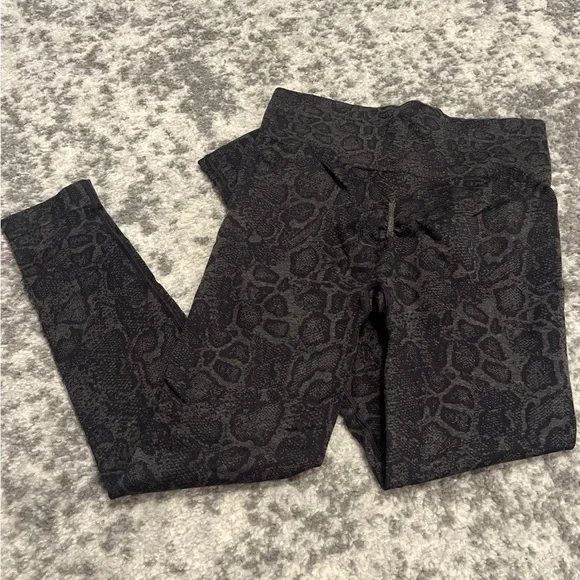 Gymshark seamless leggings - Picture 3 of 3